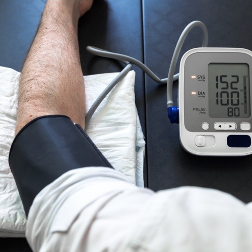 Prečo si máme doma merať krvný tlak?